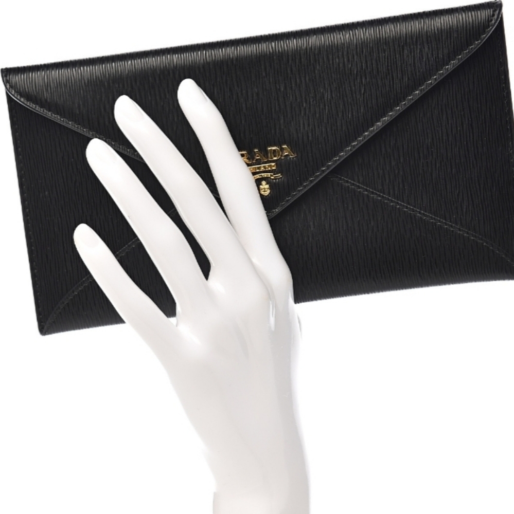 🛍🛍 Prada 😍 🖤💯 Authentic - Picture 12 of 14